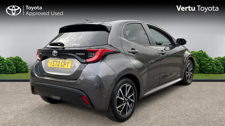 Toyota Yaris 1.5 Hybrid Design 5dr CVT Hybrid Hatchback